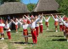 Физкультурное развлечение «Украинская карусель подвижных игр» для младших дошкольников